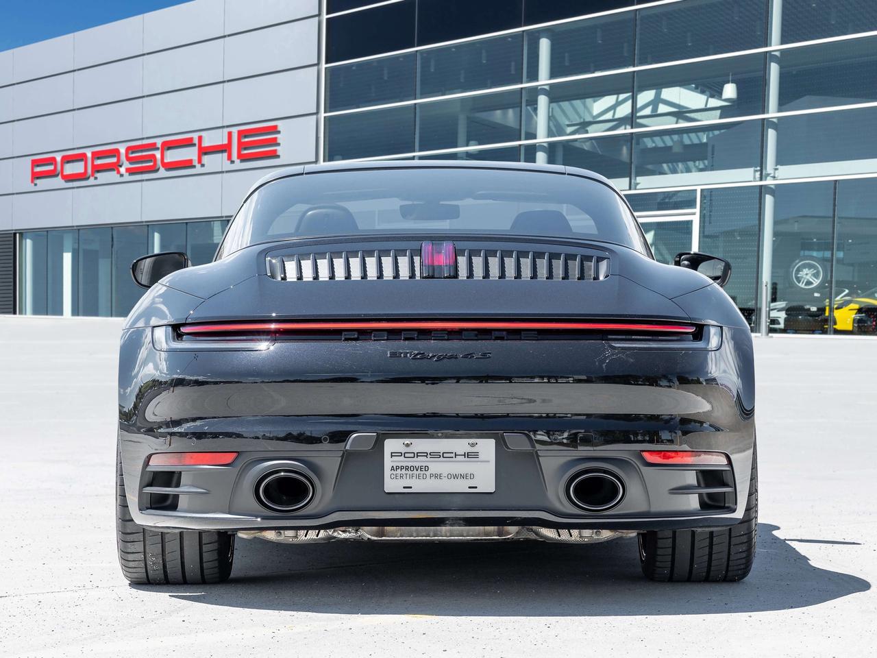 2024 Porsche 911 Targa 4S Premium Pkg Sport Pkg Adaptive Sport Seats Plus (18-way) with Memory Pkg Wheels Painted in Photo