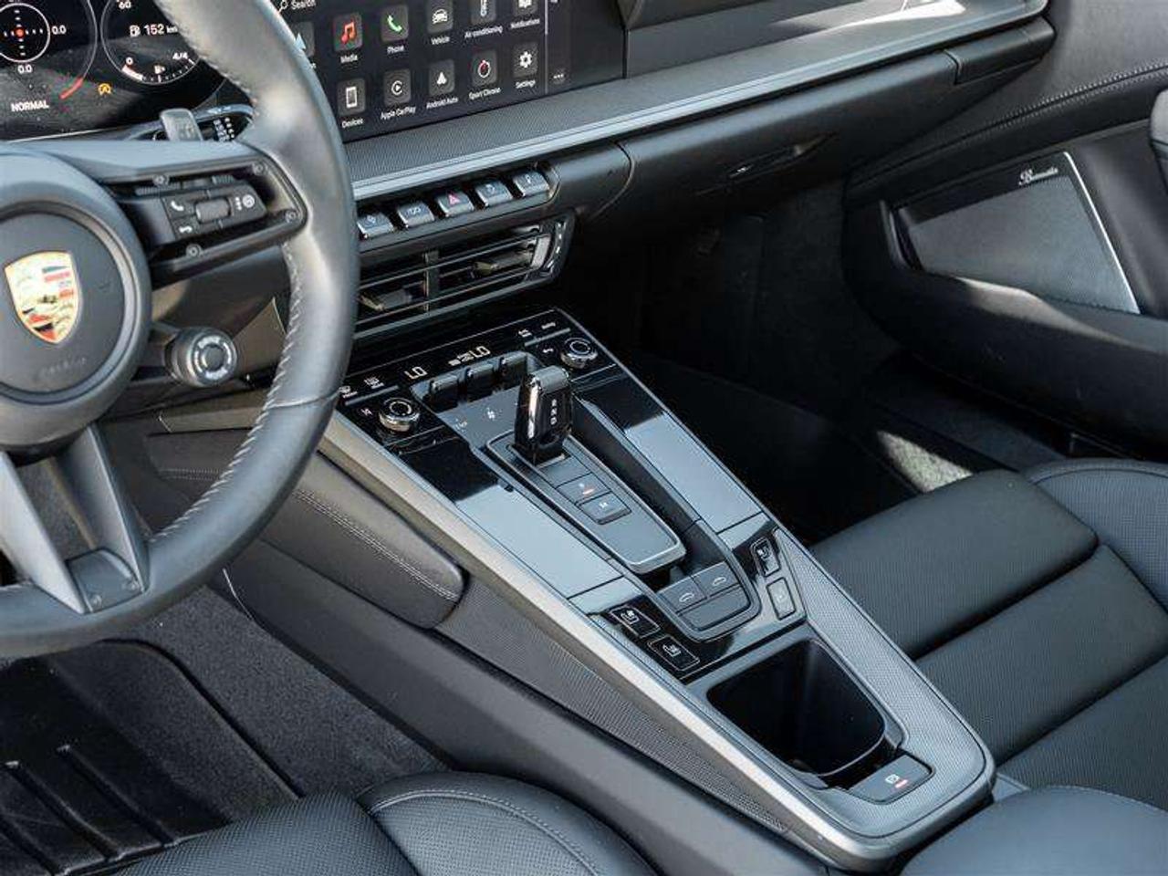 2024 Porsche 911 Targa 4S Premium Pkg Sport Pkg Adaptive Sport Seats Plus (18-way) with Memory Pkg Wheels Painted in Photo