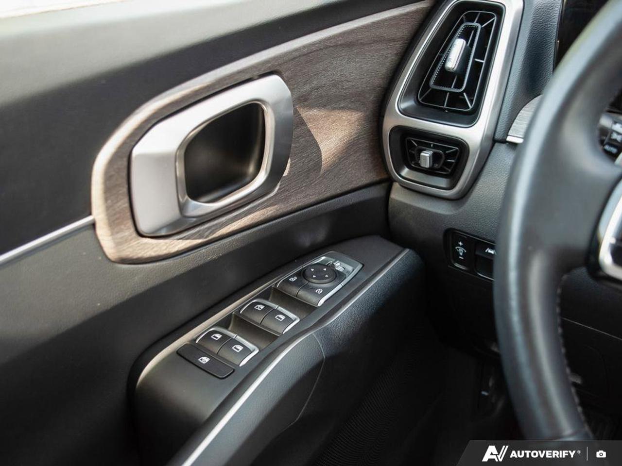 2021 Kia Sorento EX Photo
