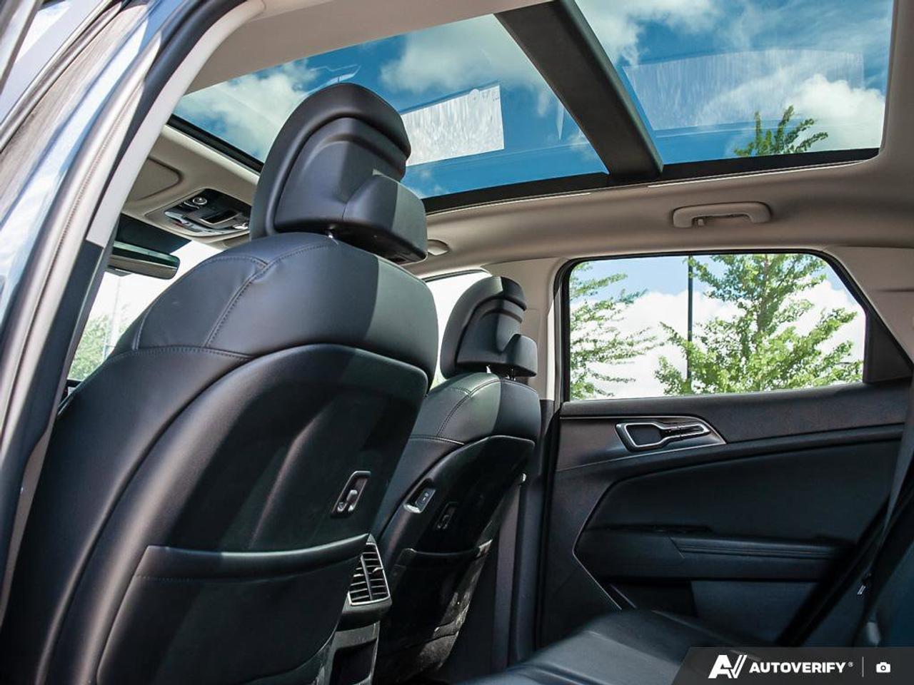 2023 Kia Sportage EX   AWD   Apple CarPlay   Heated Seats & Steering Photo