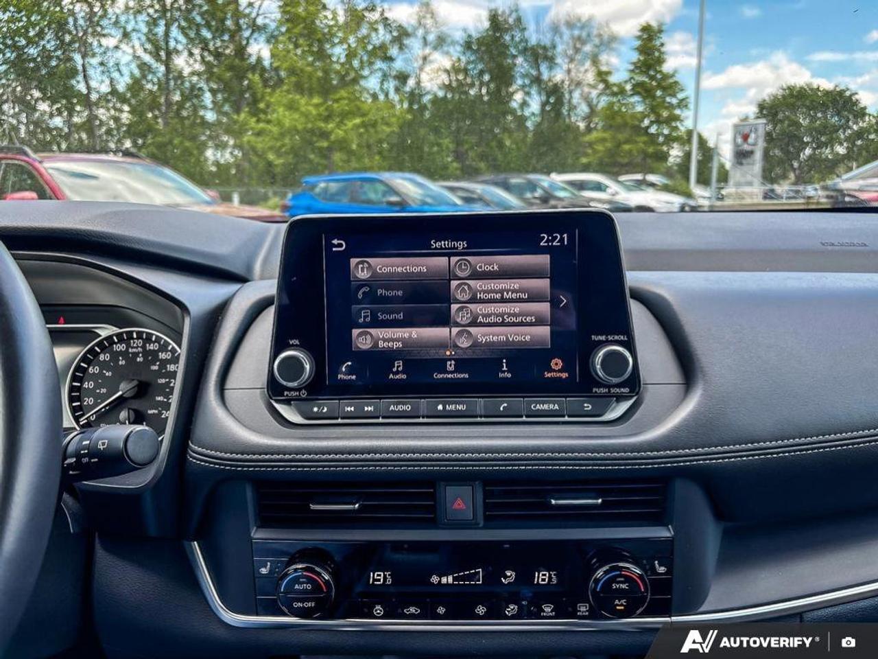 2024 Nissan Rogue S Photo