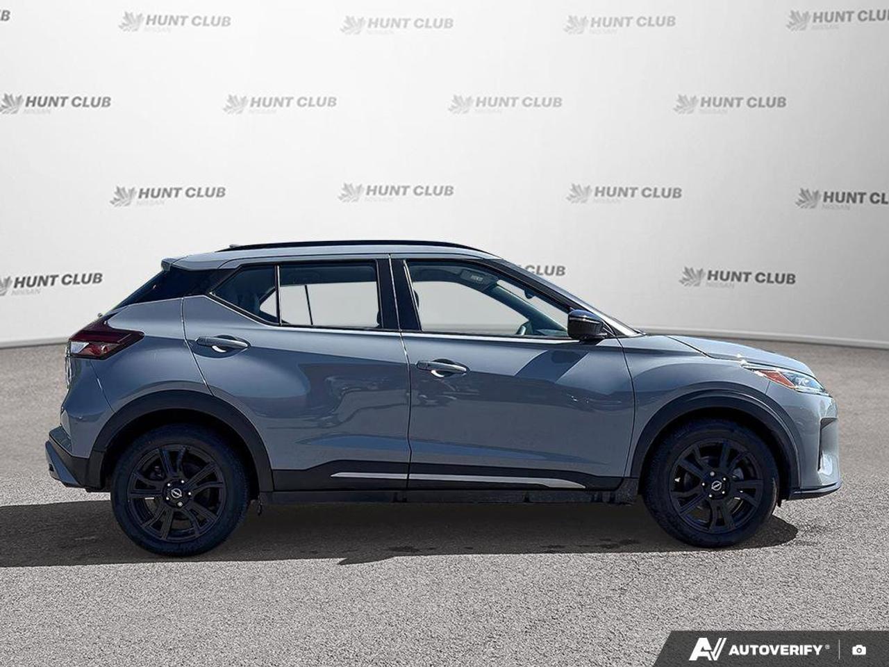 2024 Nissan Kicks SR Photo