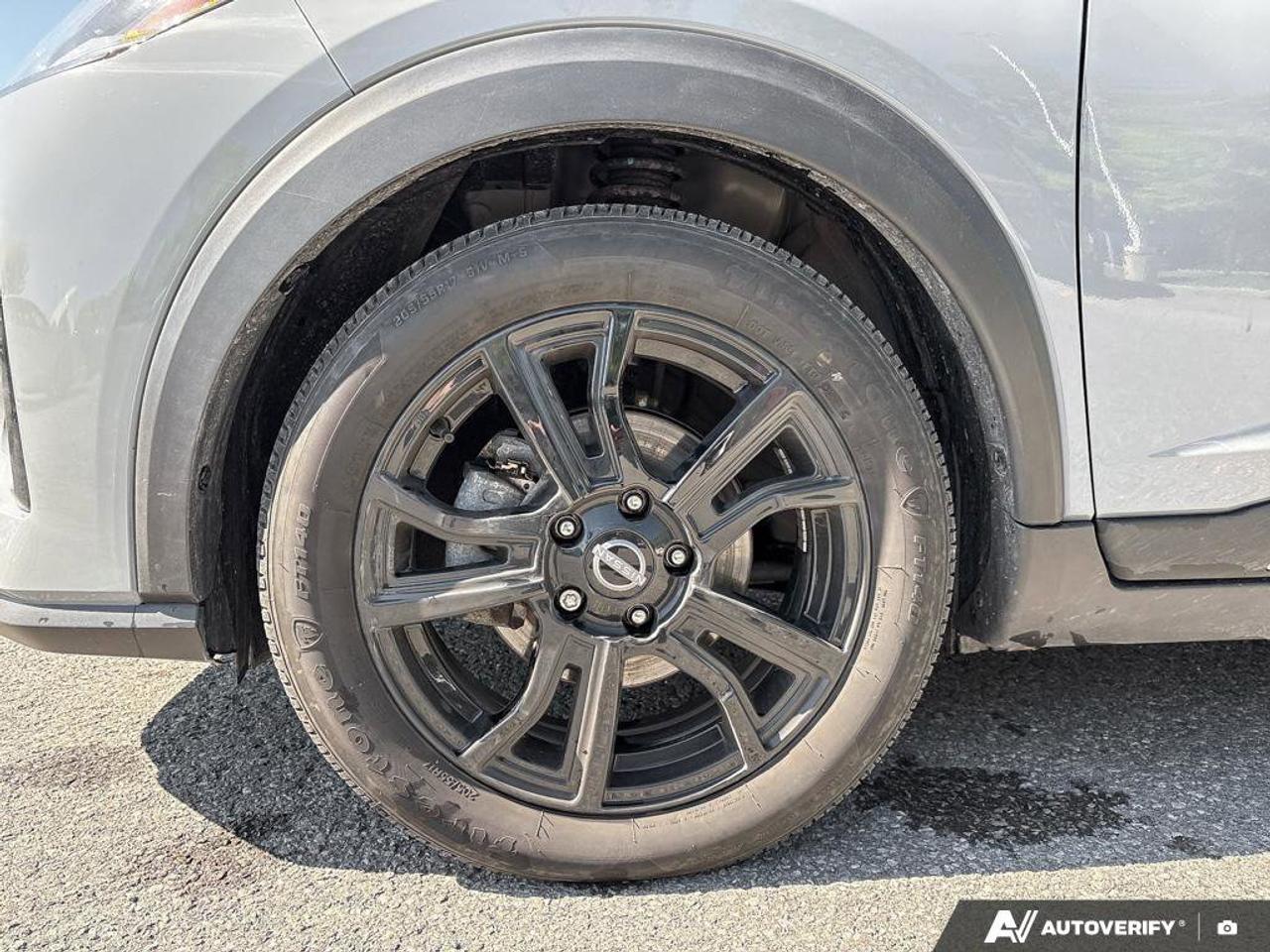 2024 Nissan Kicks SR Photo