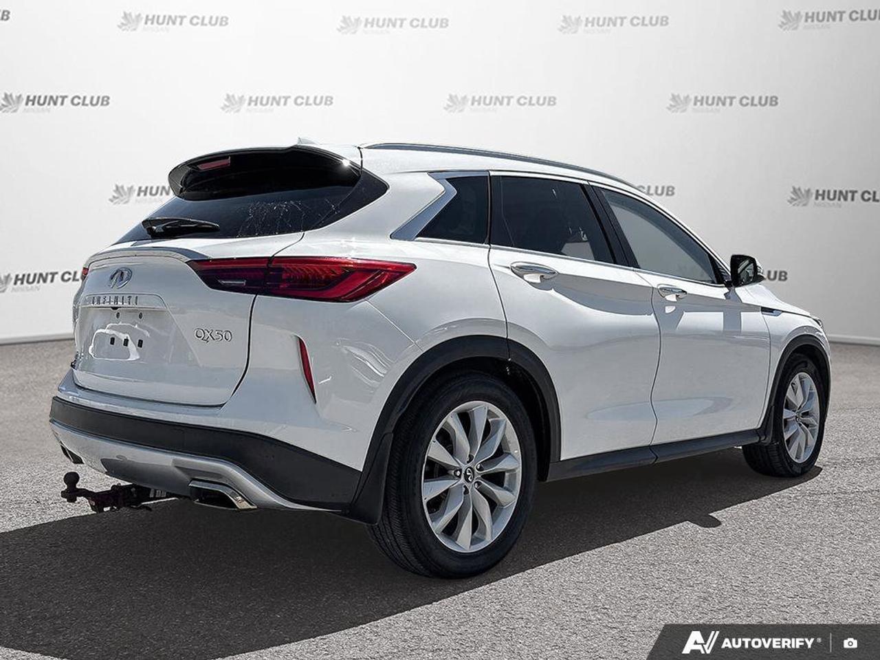 2019 Infiniti QX50 LUXE Photo