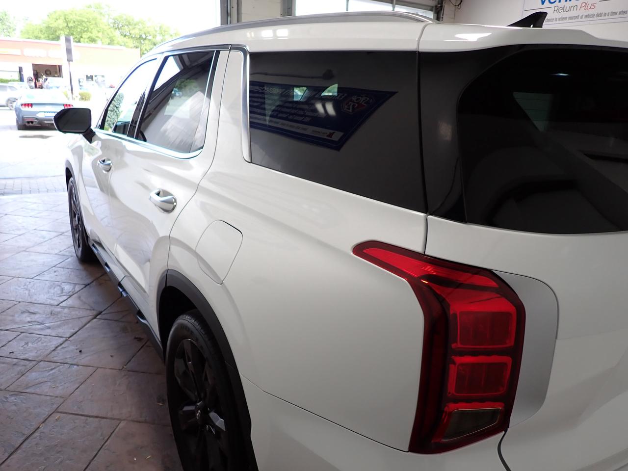 2023 Hyundai PALISADE Urban 8- PASS AWD LEATHER NAVI SUNROOF Photo