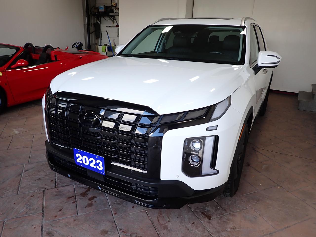 2023 Hyundai PALISADE Urban 8- PASS AWD LEATHER NAVI SUNROOF Photo