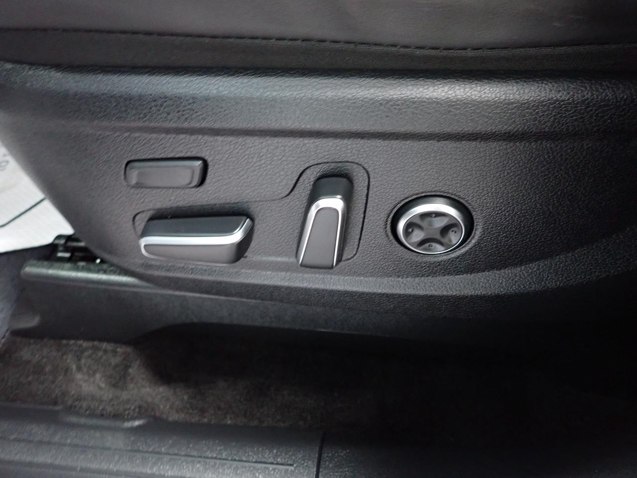 2023 Hyundai PALISADE Urban 8- PASS AWD LEATHER NAVI SUNROOF Photo