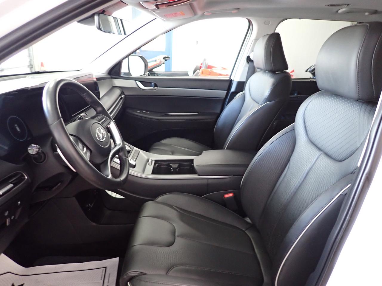 2023 Hyundai PALISADE Urban 8- PASS AWD LEATHER NAVI SUNROOF Photo