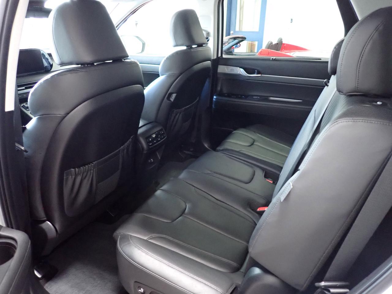 2023 Hyundai PALISADE Urban 8- PASS AWD LEATHER NAVI SUNROOF Photo