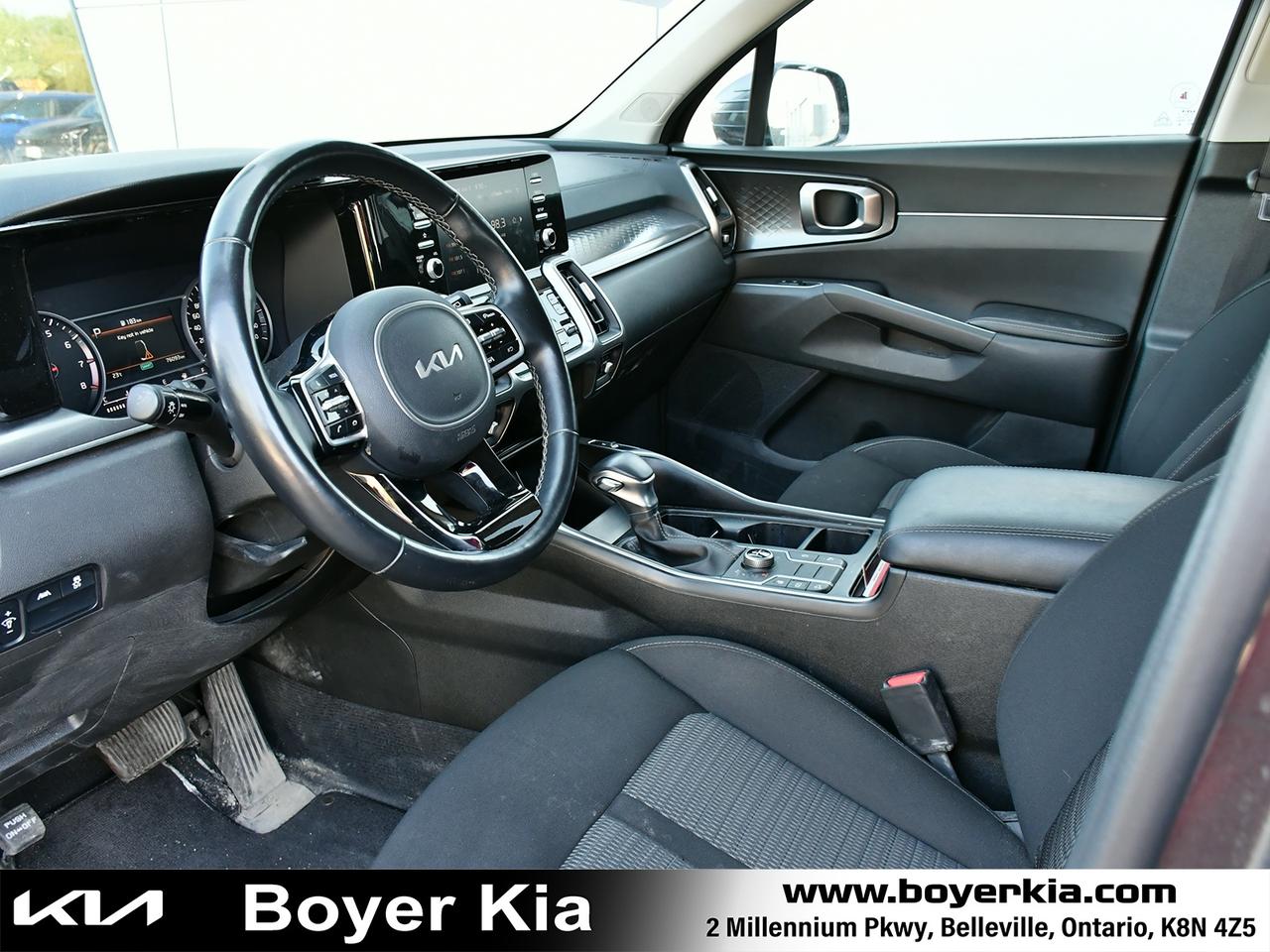 2023 Kia Sorento 2.5L LX Premium Photo