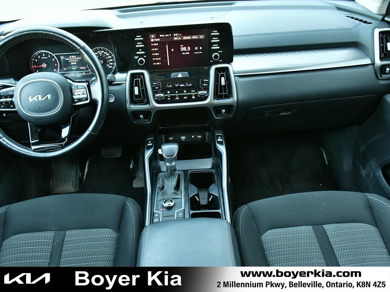 2023 Kia Sorento 2.5L LX Premium Photo
