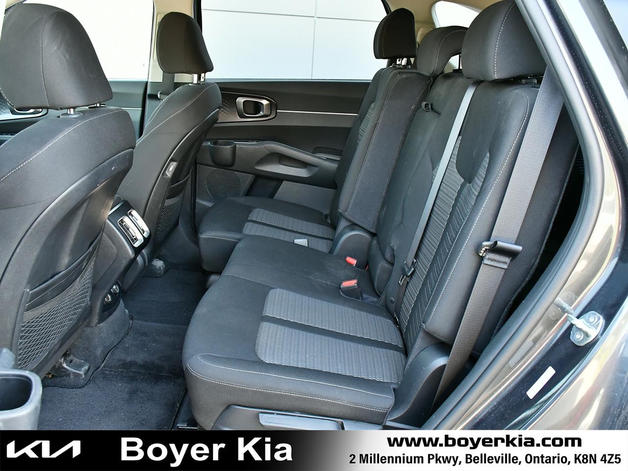2023 Kia Sorento 2.5L LX Premium Photo