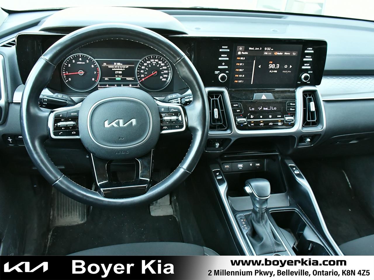 2023 Kia Sorento 2.5L LX Premium Photo