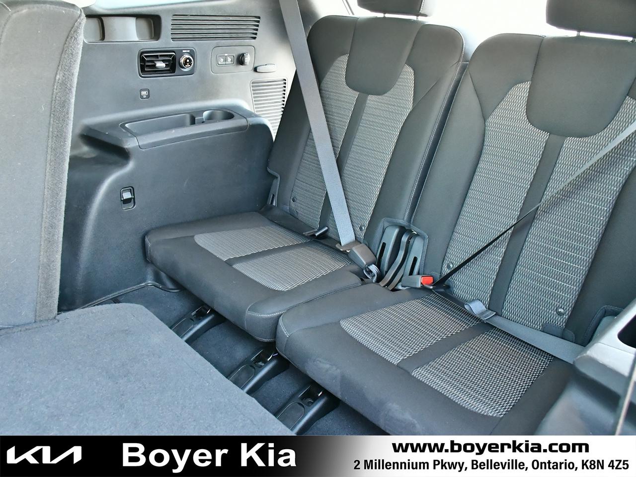 2023 Kia Sorento 2.5L LX Premium Photo