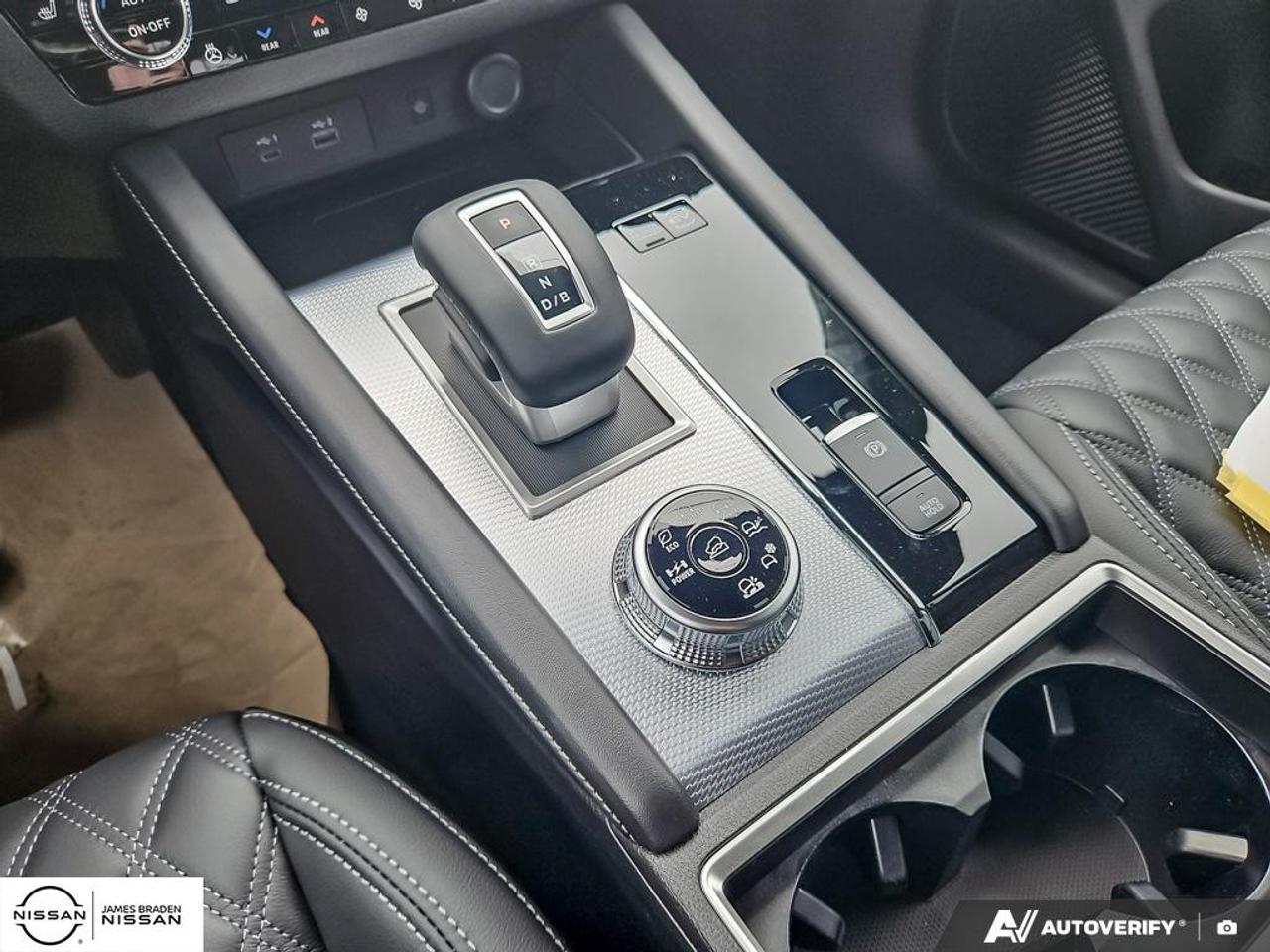 2026 Nissan Rogue Plug-In Hybrid AWD Platinum Photo