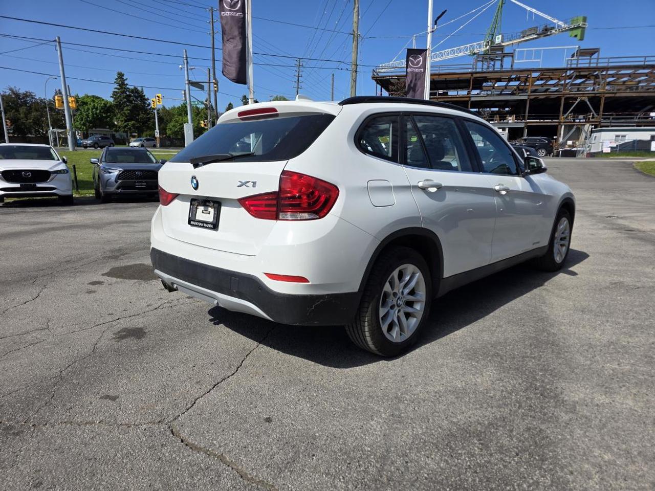 2015 BMW X1 AWD PANORAMIS ROOF CLEAN CARFAX Photo