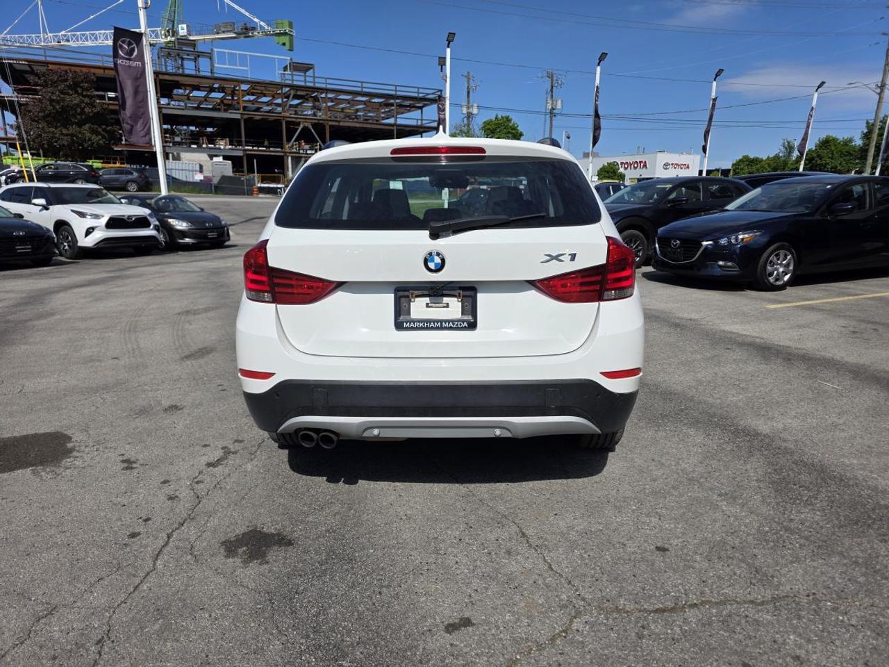 2015 BMW X1 AWD PANORAMIS ROOF CLEAN CARFAX Photo4