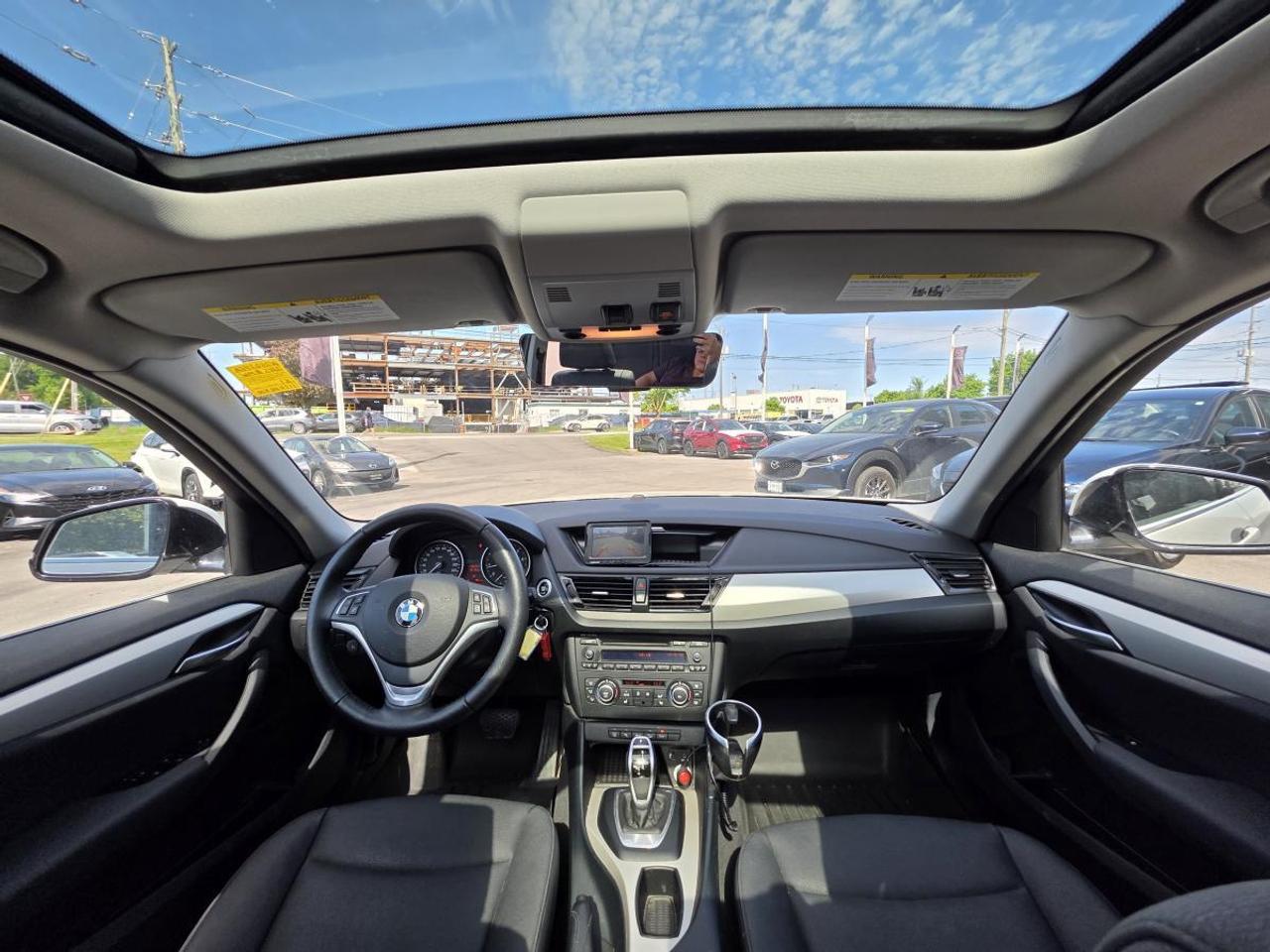 2015 BMW X1 AWD PANORAMIS ROOF CLEAN CARFAX Photo