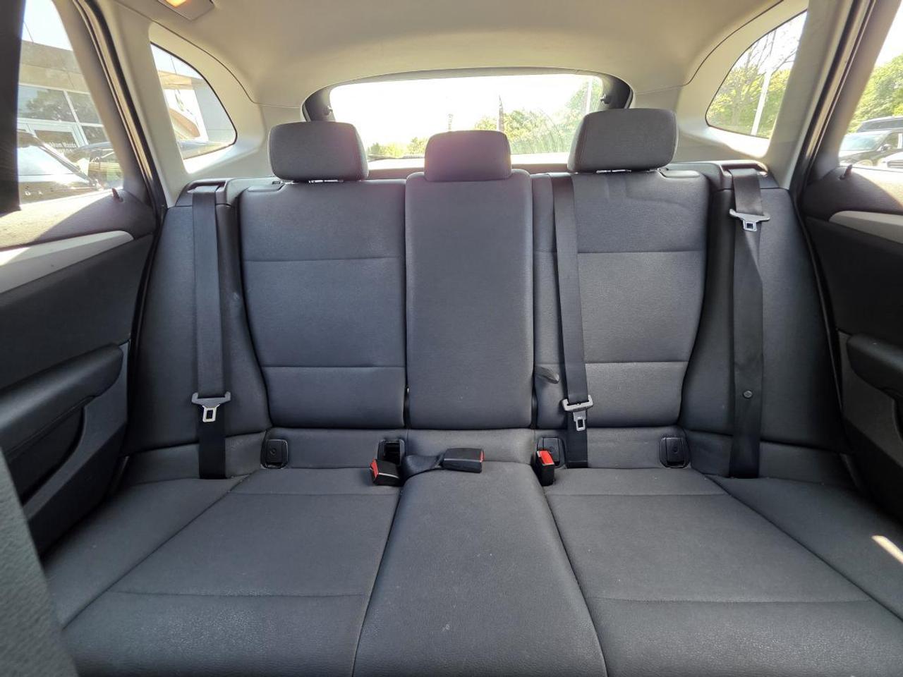 2015 BMW X1 AWD PANORAMIS ROOF CLEAN CARFAX Photo