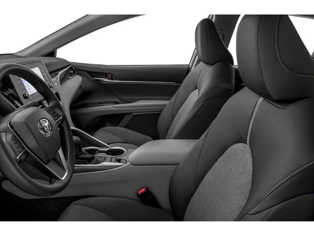 2021 Toyota Camry Hybrid LE 4dr Sedan Photo