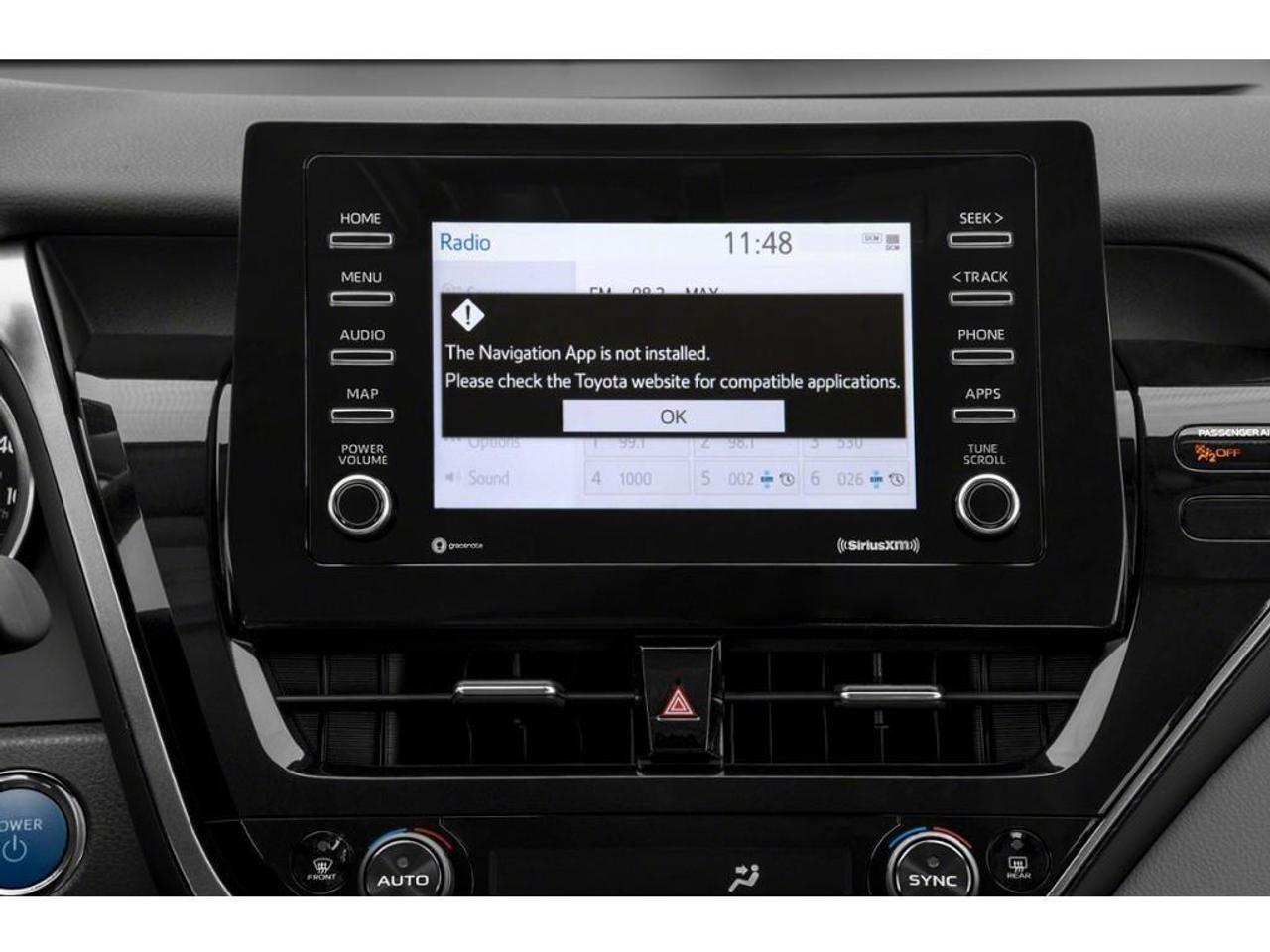 2021 Toyota Camry Hybrid LE 4dr Sedan Photo