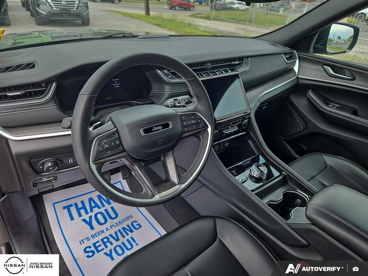 2024 Jeep Grand Cherokee LIMITED 4X4 Photo