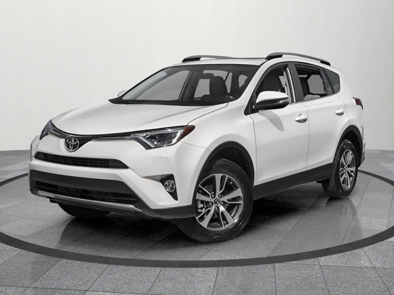 2017 Toyota RAV4 XLE 4dr All-wheel Drive Photo