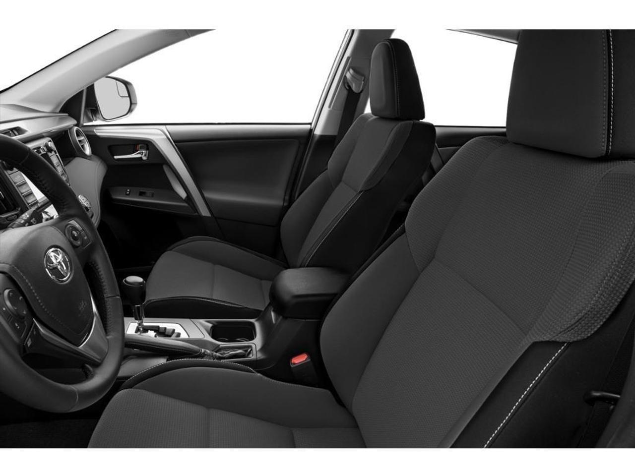 2017 Toyota RAV4 XLE 4dr All-wheel Drive Photo