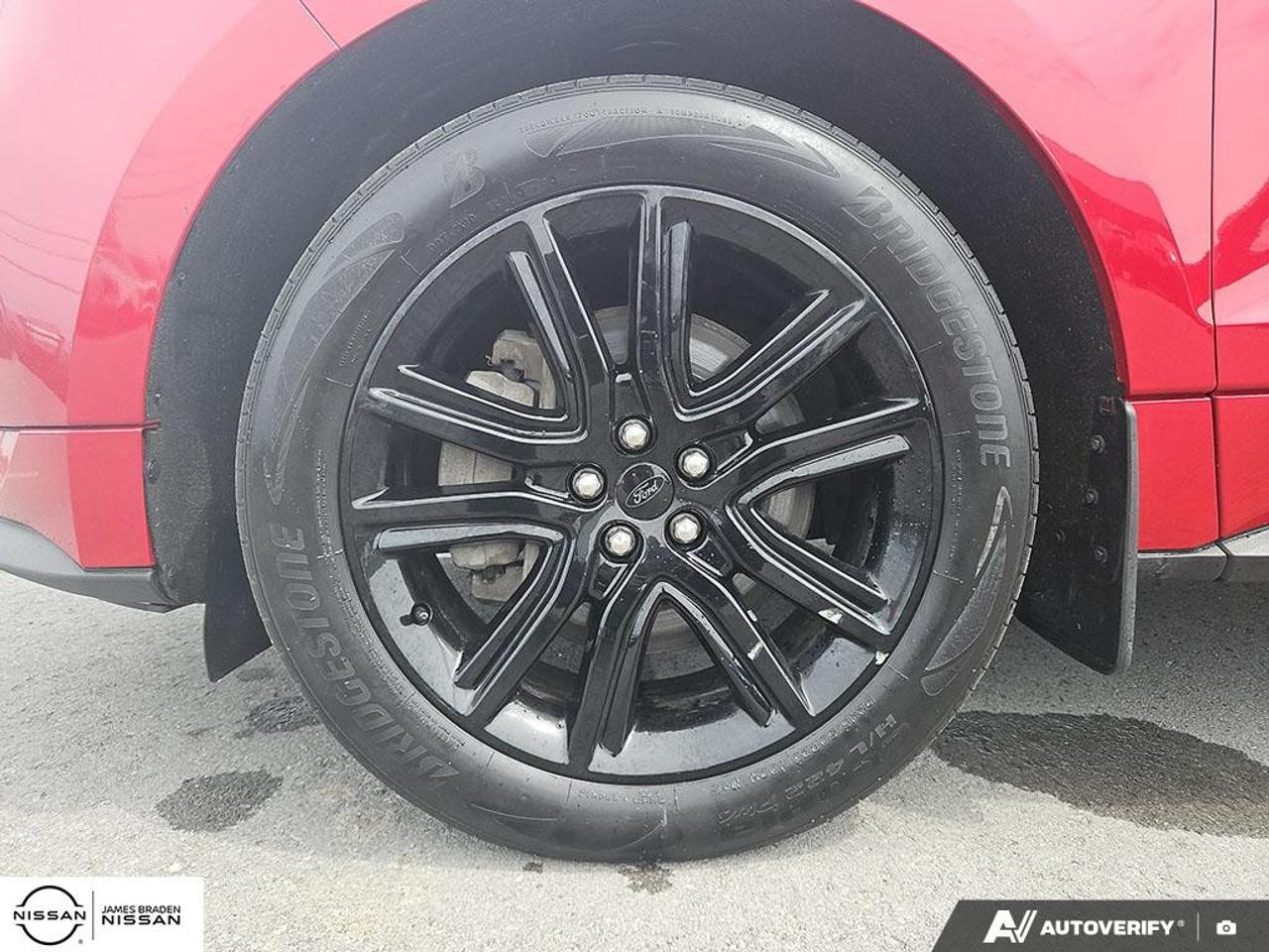 2022 Ford Edge ST Line AWD Photo