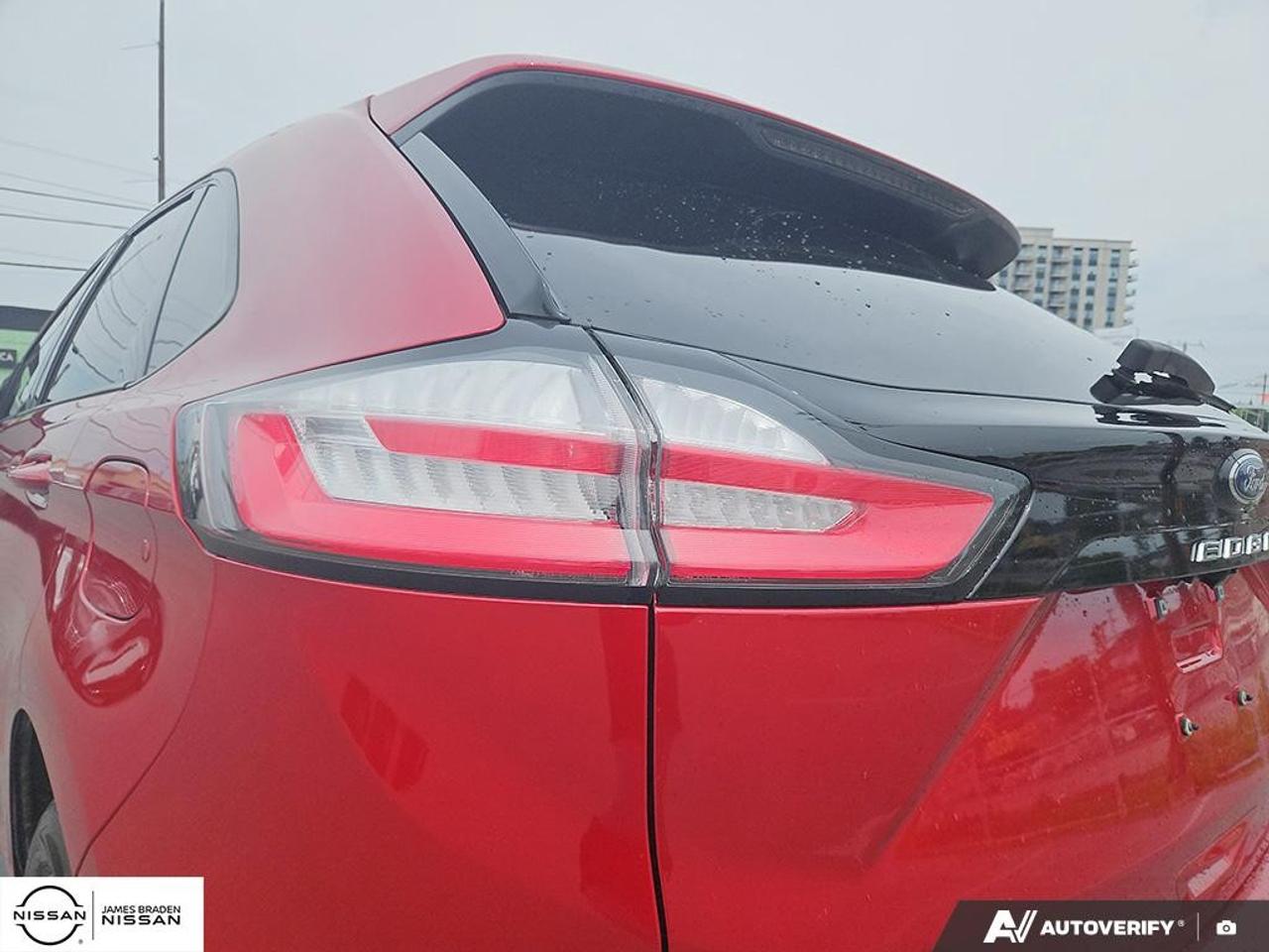 2022 Ford Edge ST Line AWD Photo