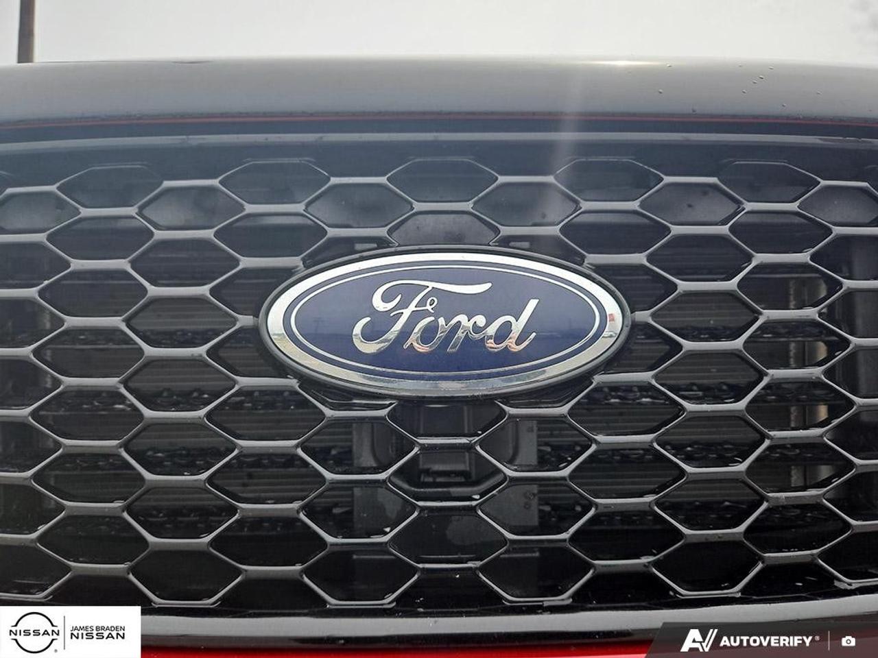 2022 Ford Edge ST Line AWD Photo