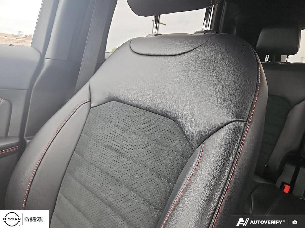 2022 Ford Edge ST Line AWD Photo