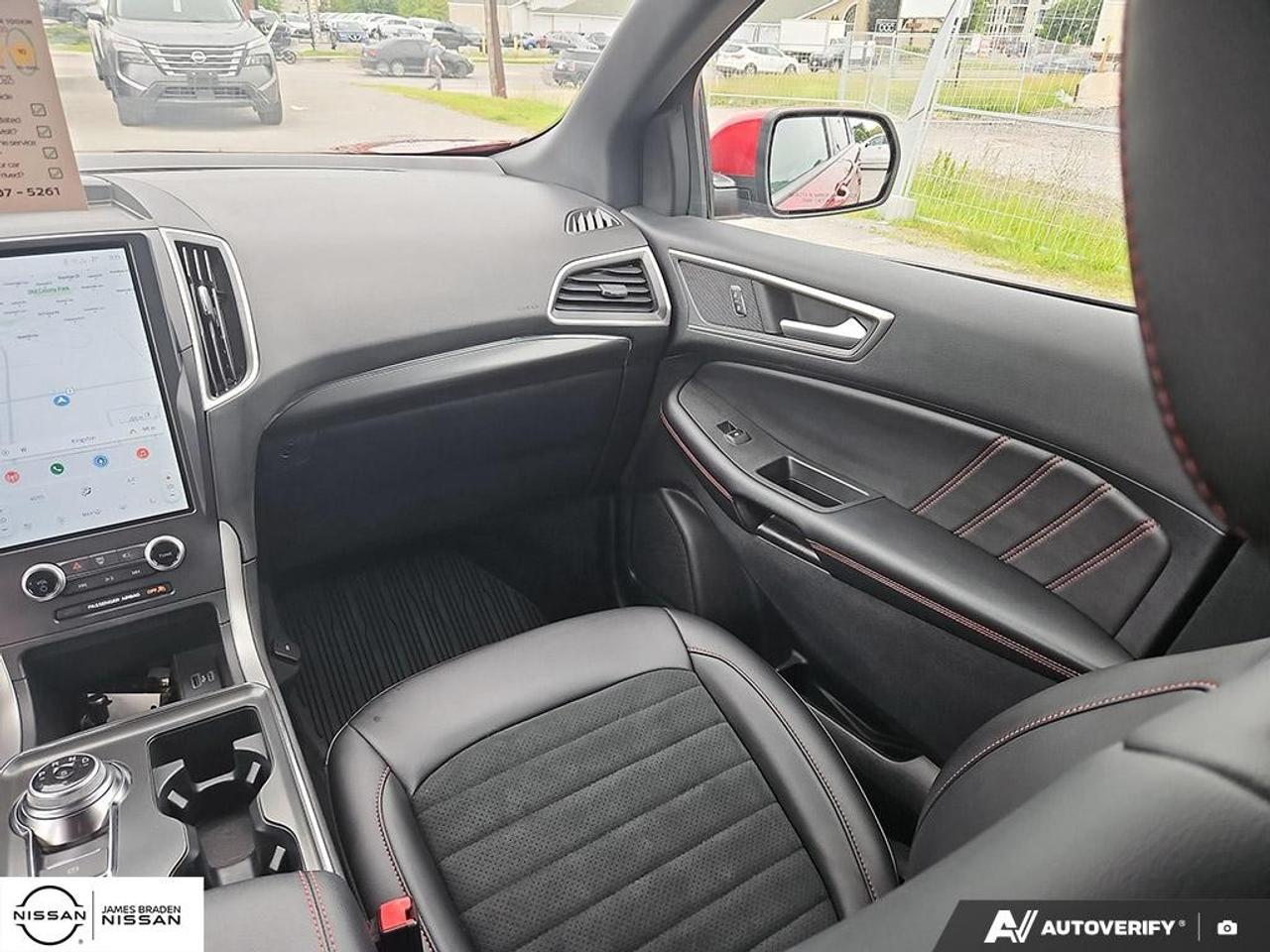 2022 Ford Edge ST Line AWD Photo