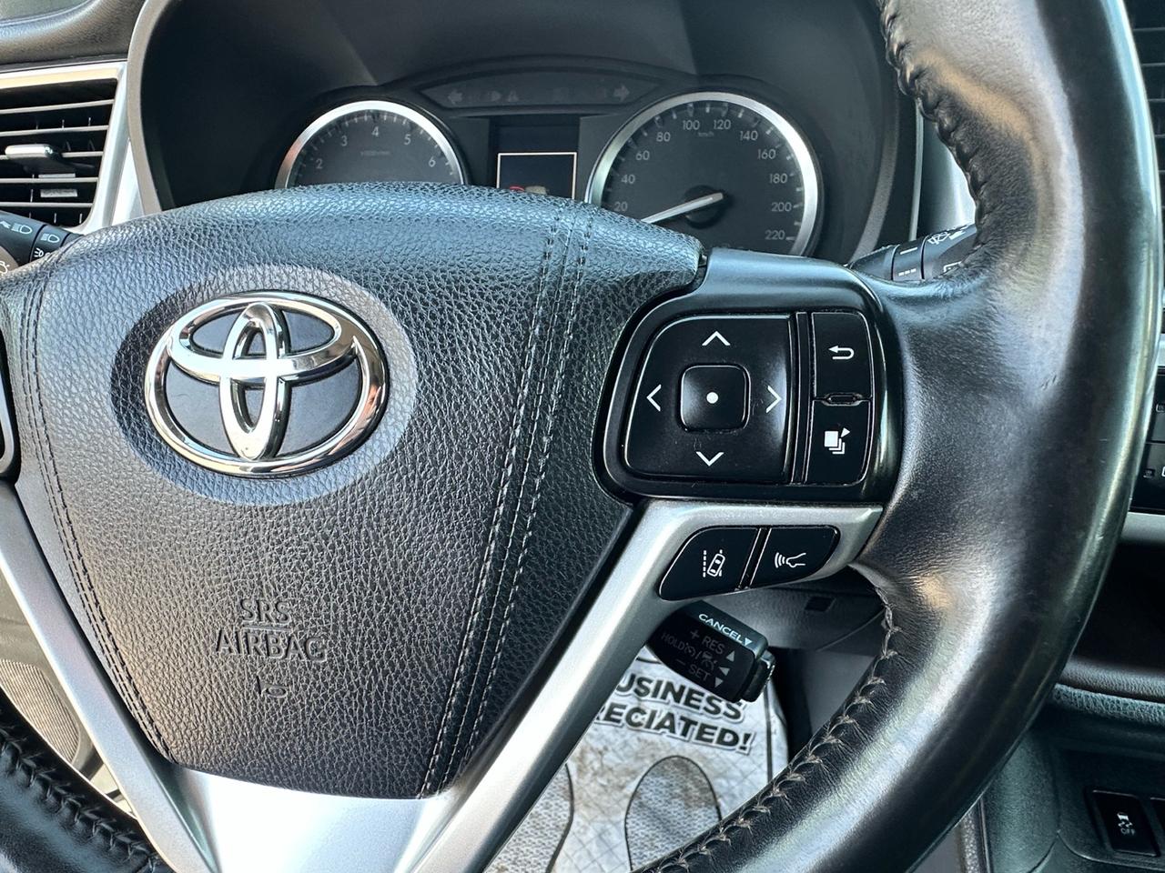 2017 Toyota Highlander Limited ~ 360 CAM ~ JBL ~ PANO ROOF ~ CERTIFIED Photo