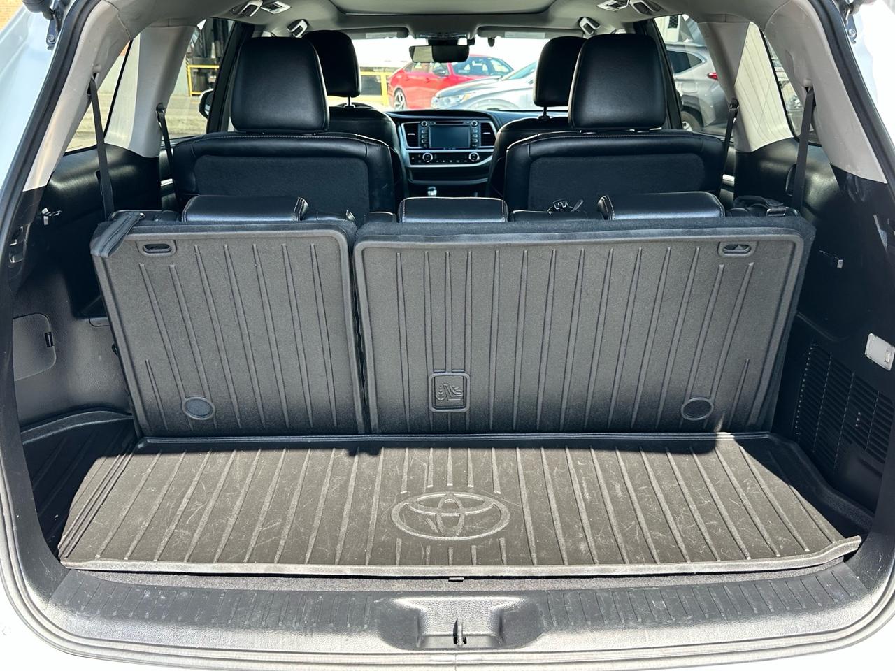 2017 Toyota Highlander Limited ~ 360 CAM ~ JBL ~ PANO ROOF ~ CERTIFIED Photo