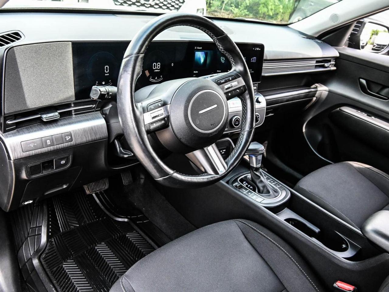 2024 Hyundai KONA PREFERRED AWD   1owner, No Accident, Off-Lease Photo