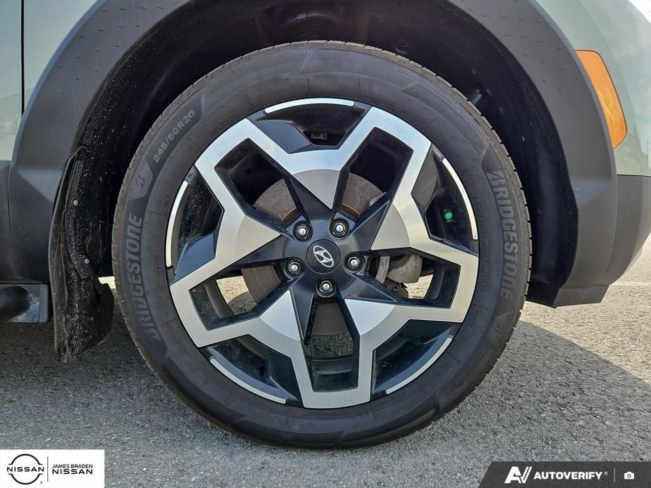 2022 Hyundai Santa Cruz Ultimate AWD Photo