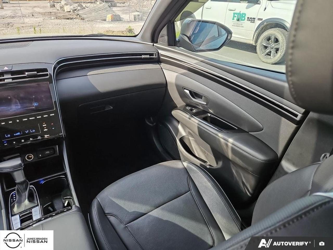 2022 Hyundai Santa Cruz Ultimate AWD Photo