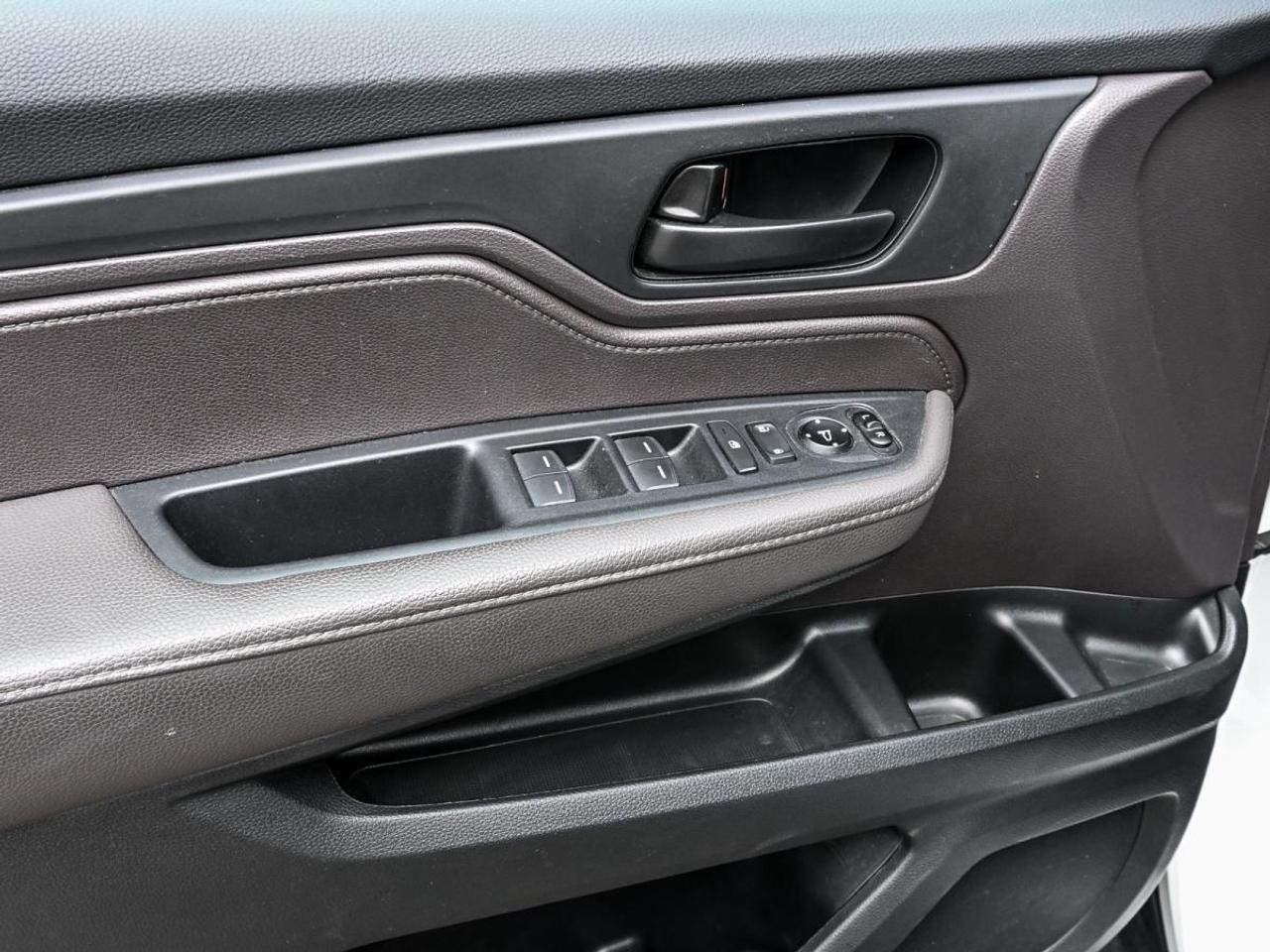 2021 Honda Odyssey EX-RES Auto Photo
