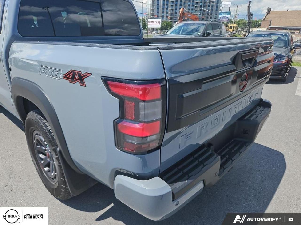 2025 Nissan Frontier Crew Cab 4x4 PRO-4X Photo