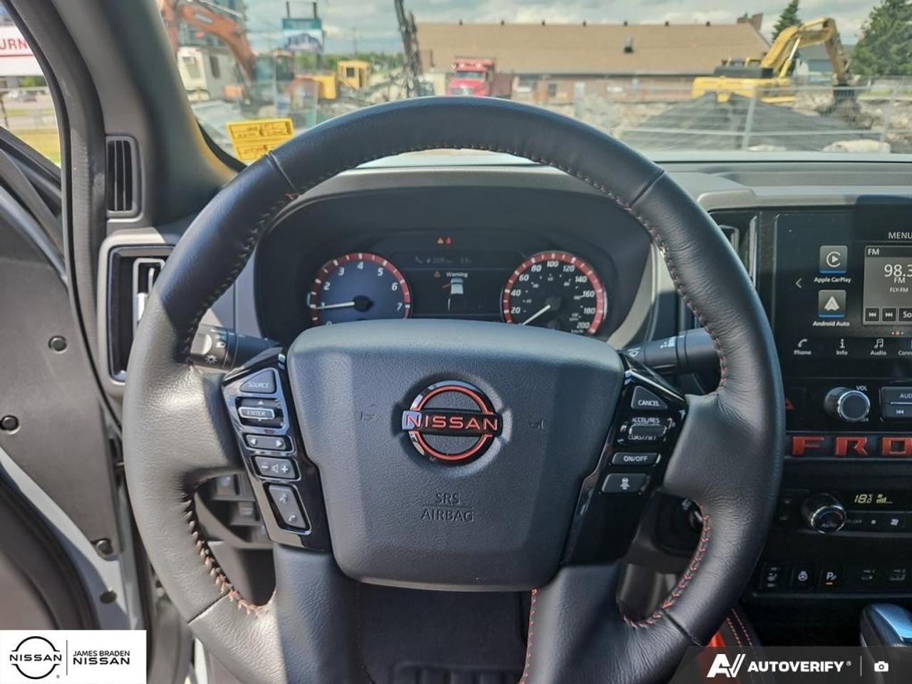 2025 Nissan Frontier Crew Cab 4x4 PRO-4X Photo