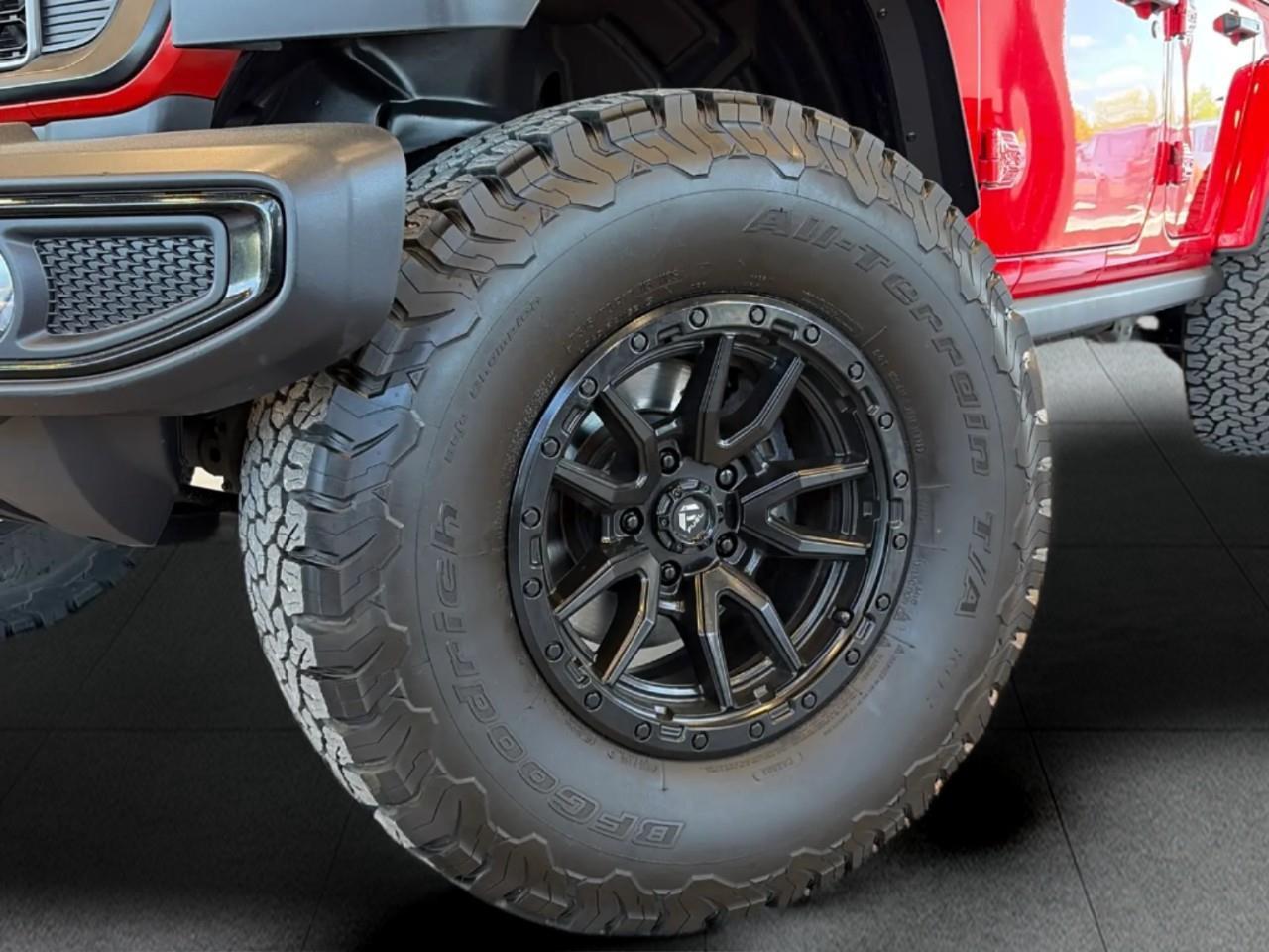 2019 Jeep WRANGLER UNLIMITED Sahara 4dr 4x4 Photo