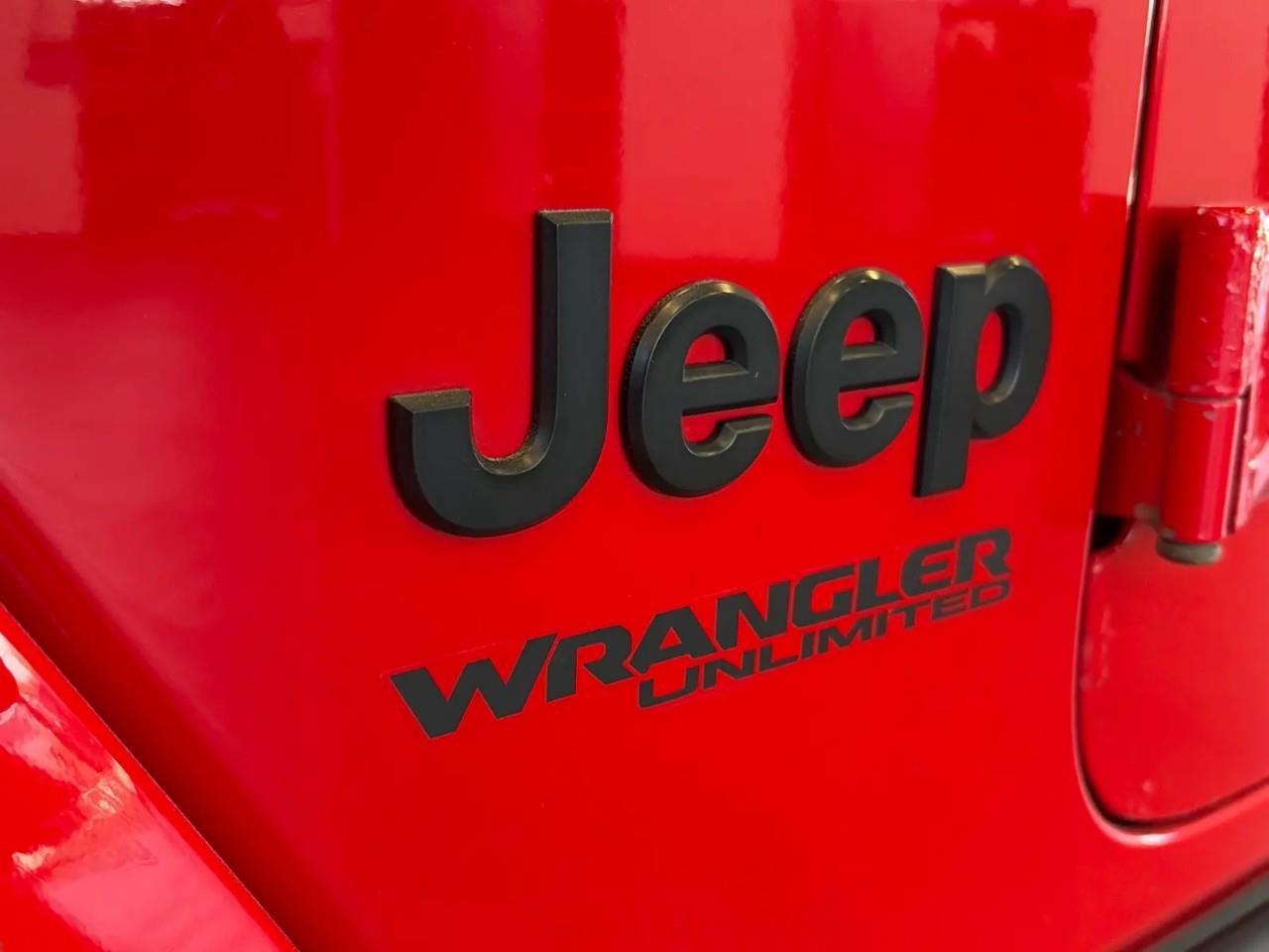 2019 Jeep WRANGLER UNLIMITED Sahara 4dr 4x4 Photo