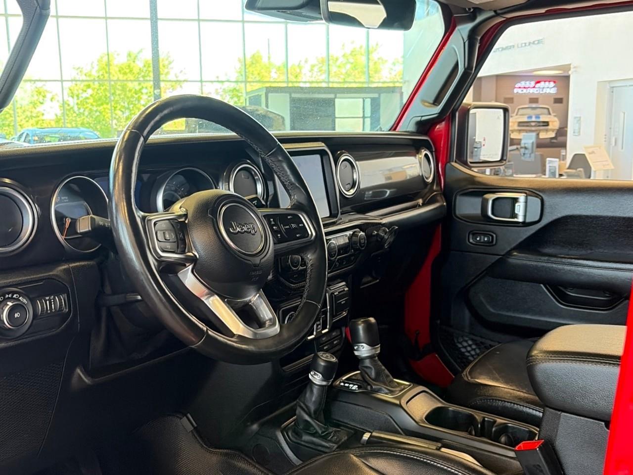 2019 Jeep WRANGLER UNLIMITED Sahara 4dr 4x4 Photo