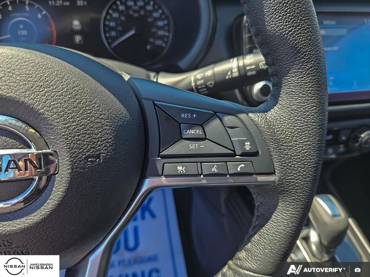 2021 Nissan Kicks SV FWD Photo