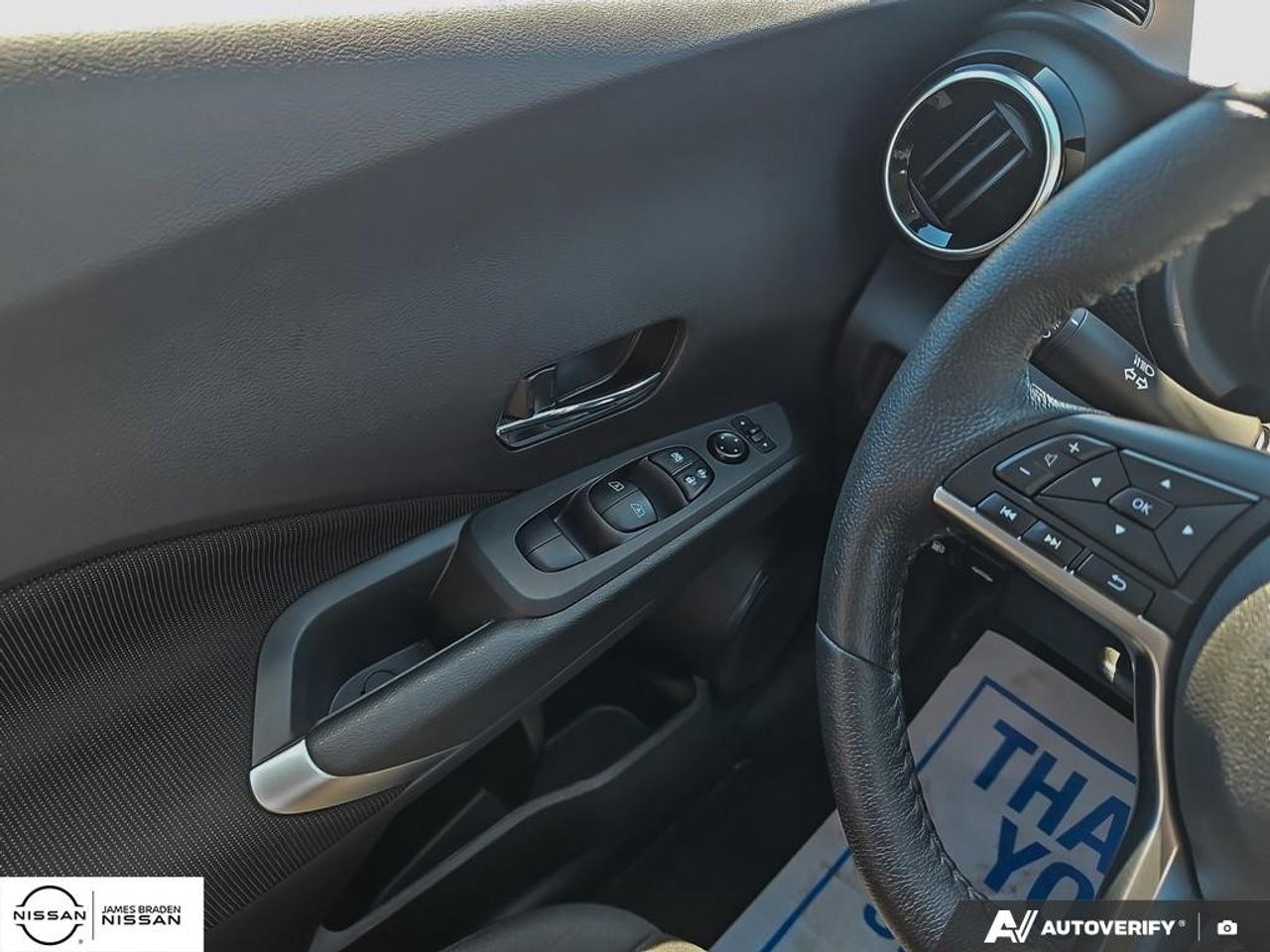 2021 Nissan Kicks SV FWD Photo