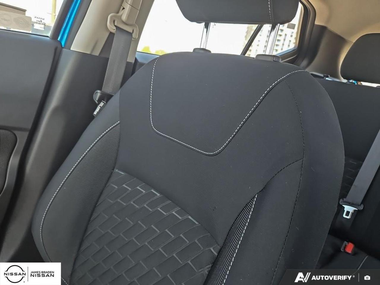 2021 Nissan Kicks SV FWD Photo