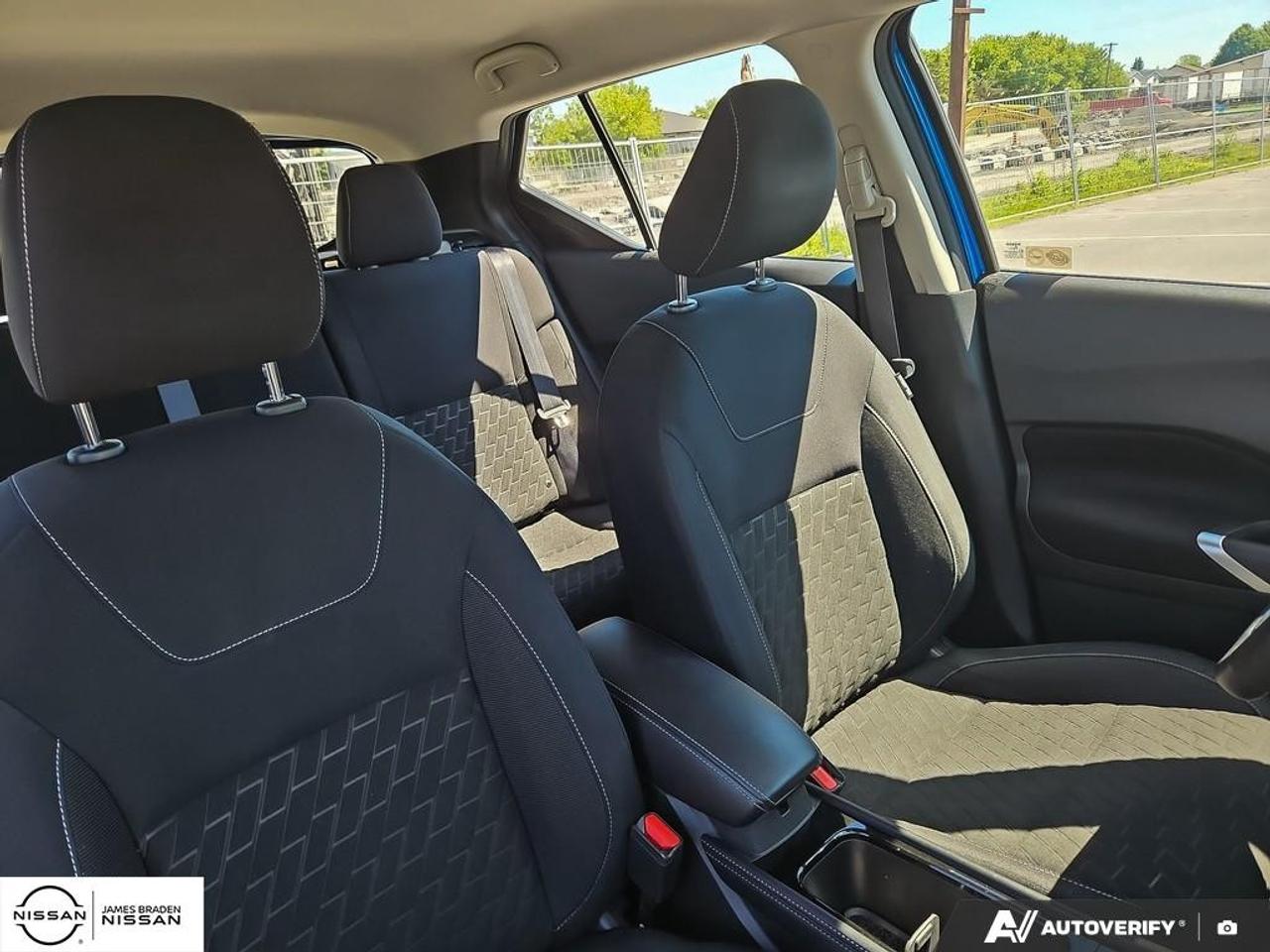 2021 Nissan Kicks SV FWD Photo