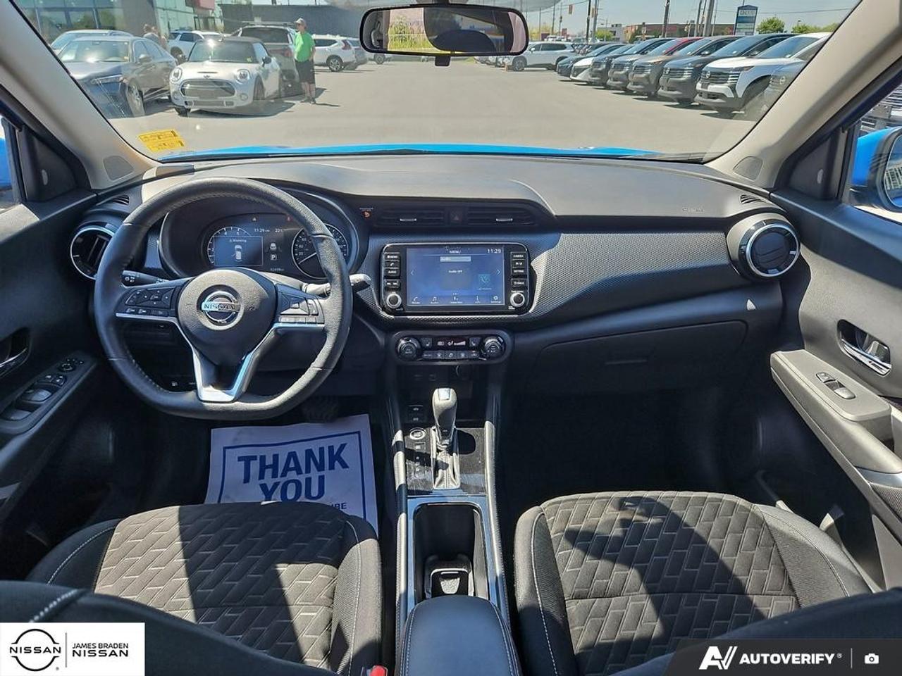 2021 Nissan Kicks SV FWD Photo