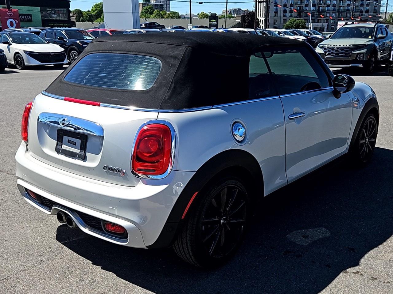 2018 MINI Convertible Cooper S FWD Photo